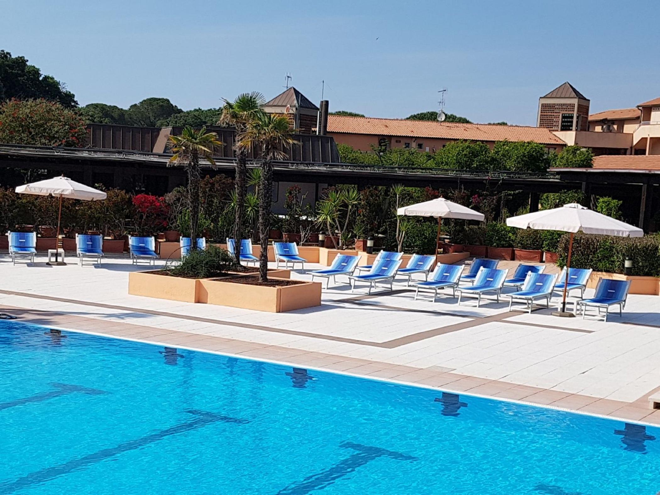 Garden Toscana Resort San Vincenzo Bagian luar foto