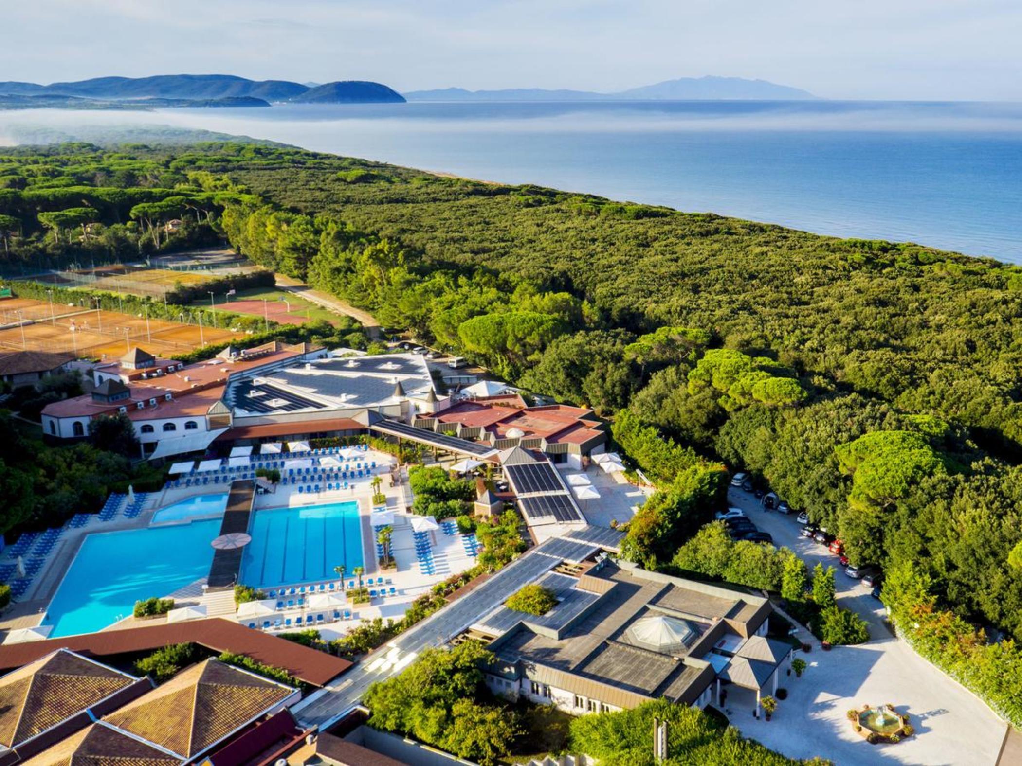Garden Toscana Resort San Vincenzo Bagian luar foto