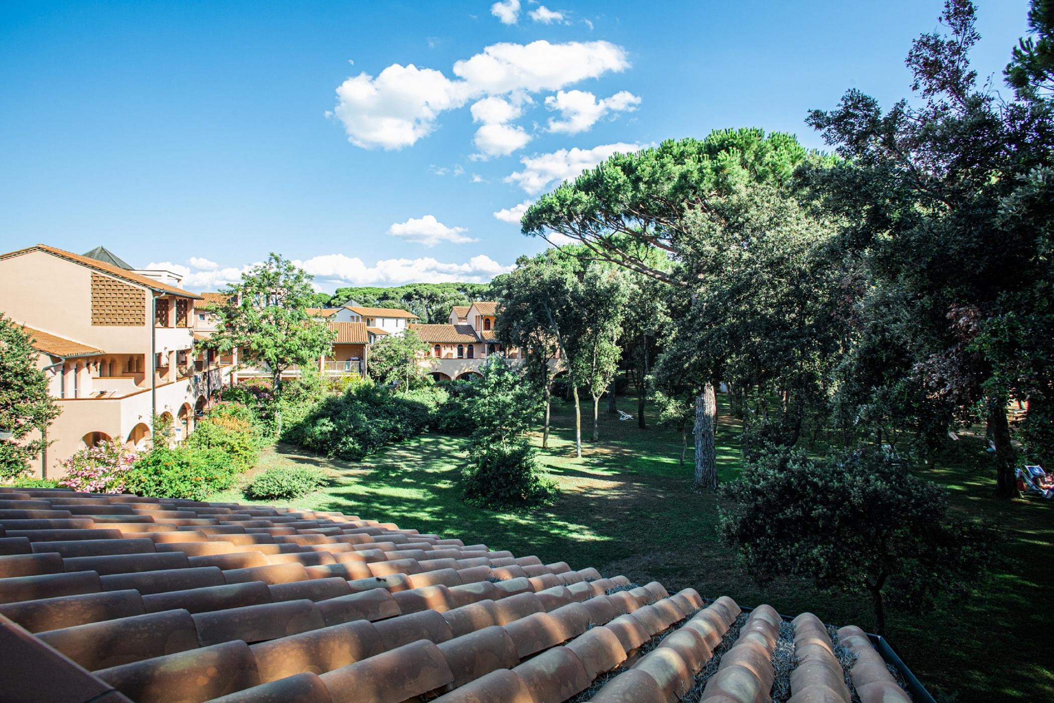 Garden Toscana Resort San Vincenzo Bagian luar foto