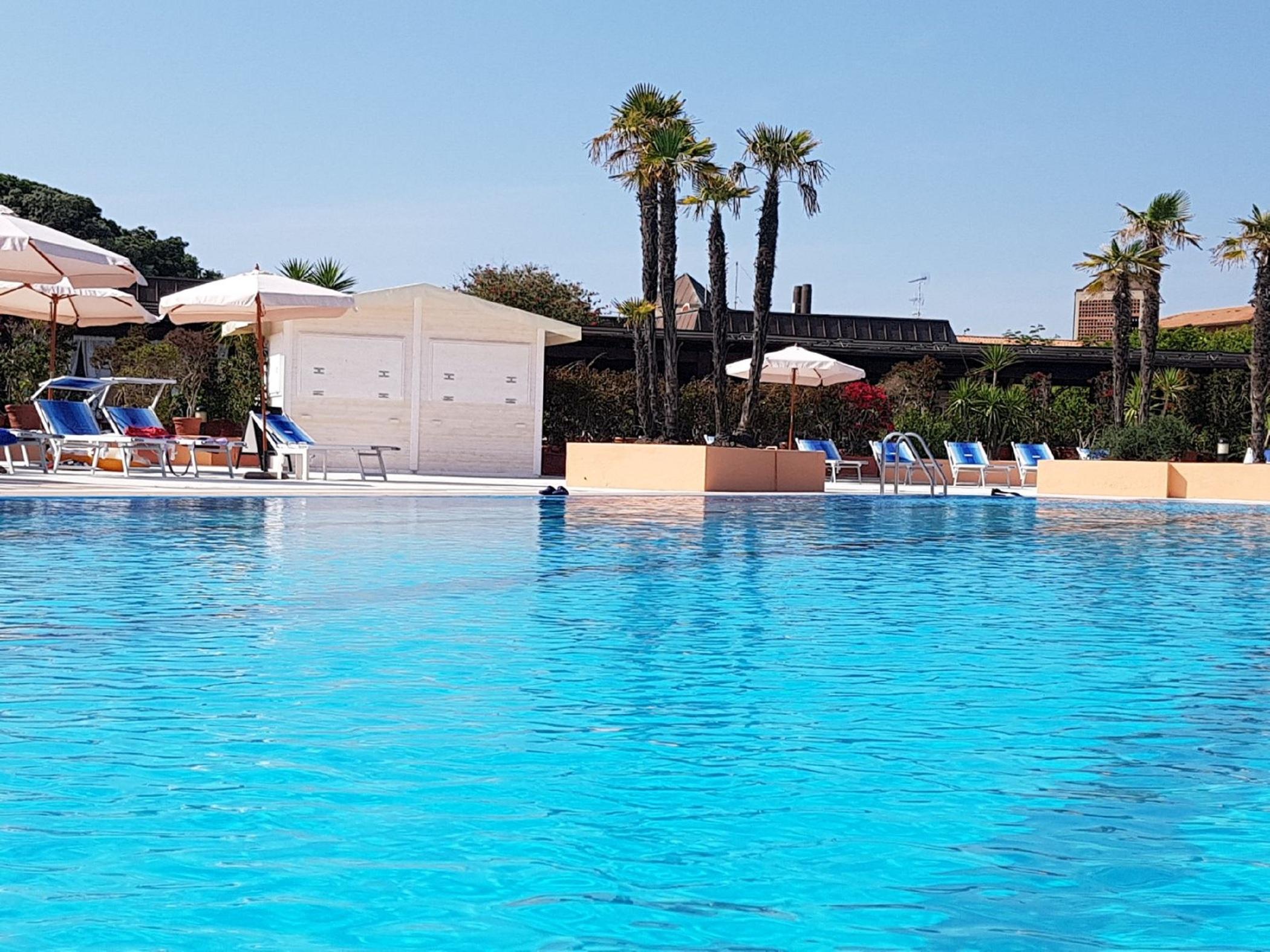 Garden Toscana Resort San Vincenzo Bagian luar foto