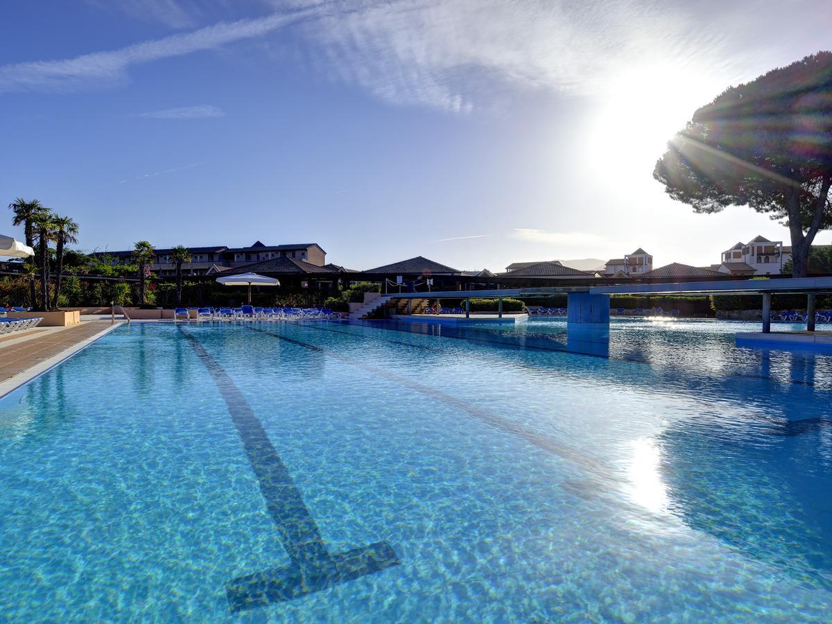 Garden Toscana Resort San Vincenzo Bagian luar foto